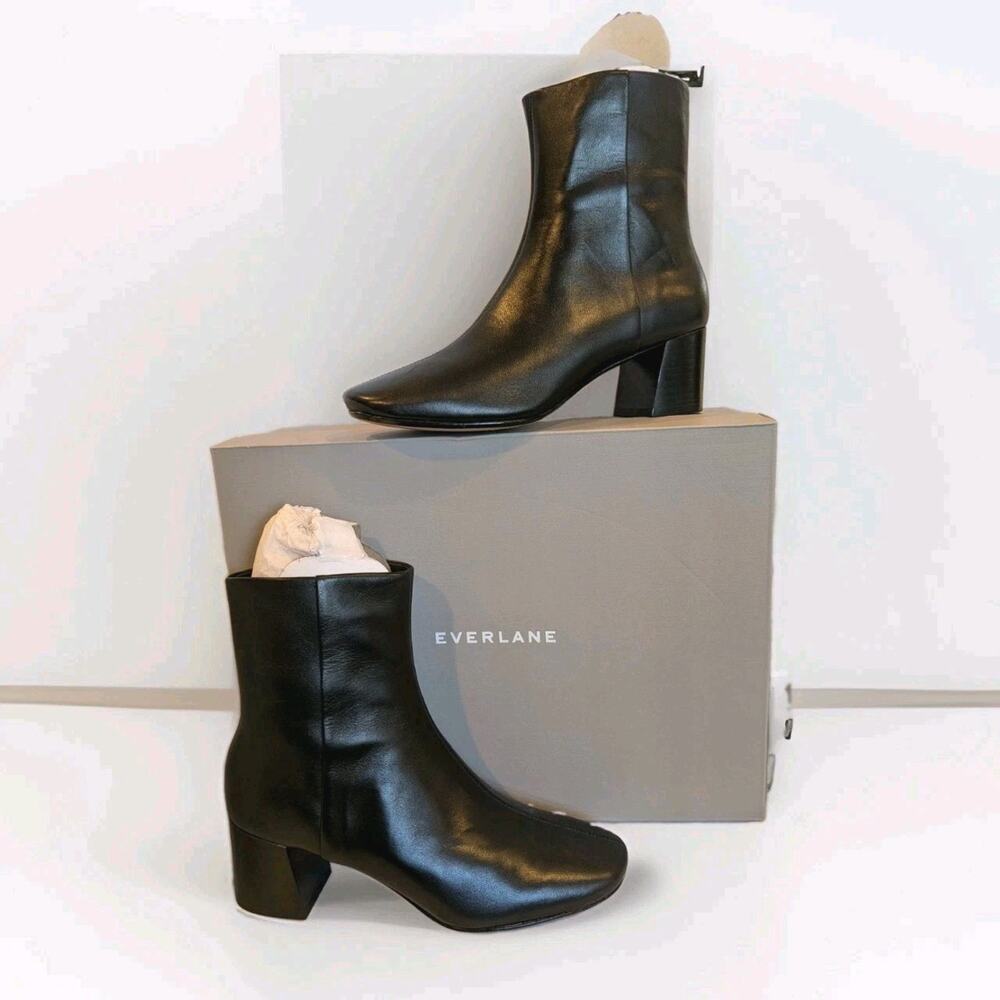 Everlane The Day Boot in Black Buttery-soft Leather size 6 Side Zip